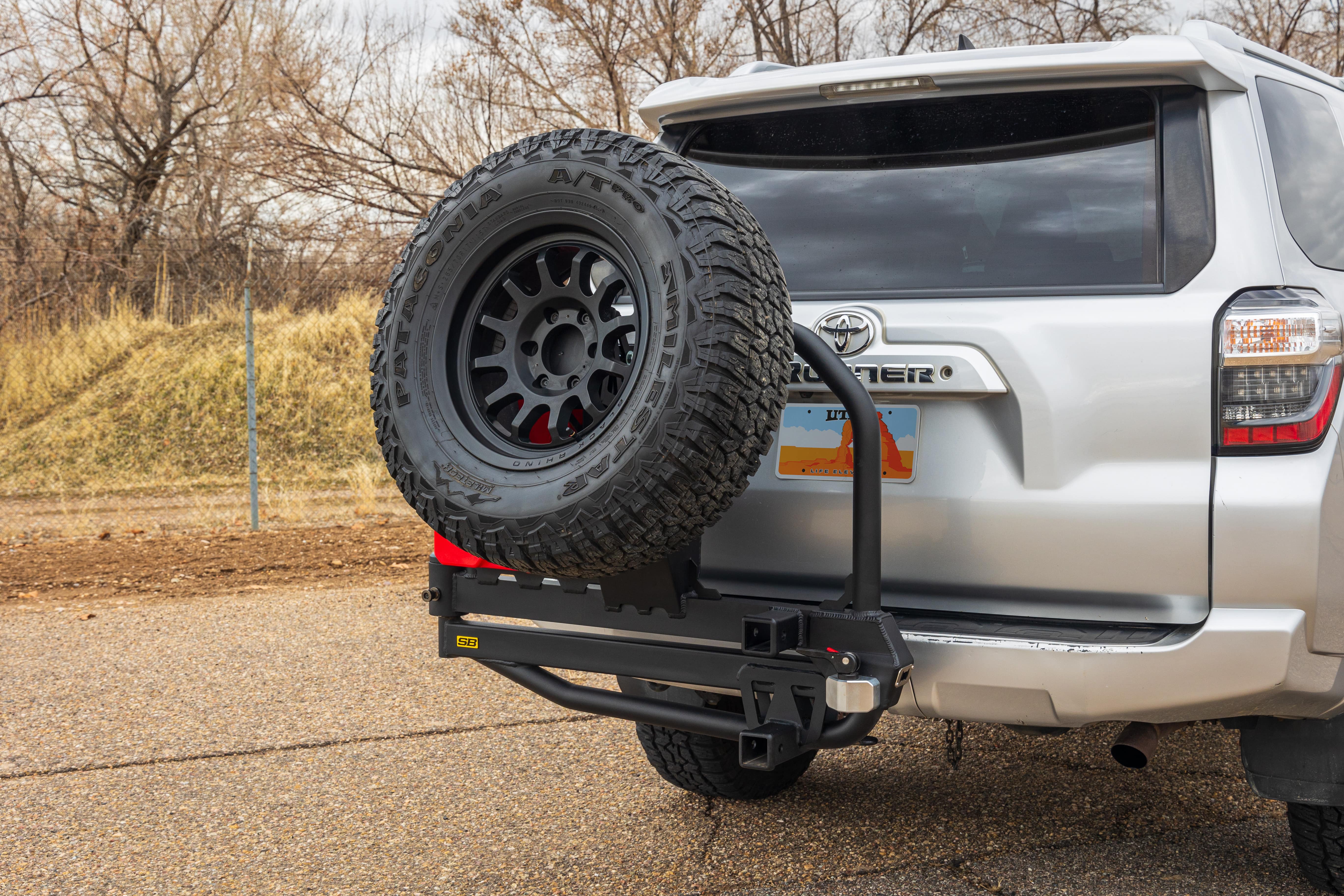 Defender Hitch Mounted Swing-Out Tire Carrier view 11